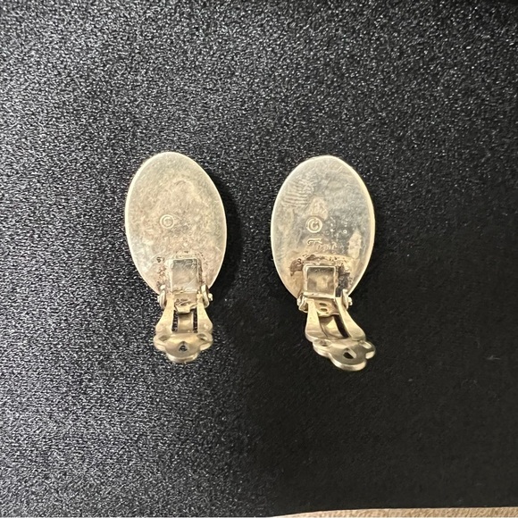 Vintage Native American Sterling Sliver Earrings Signed - Picture 3 of 6